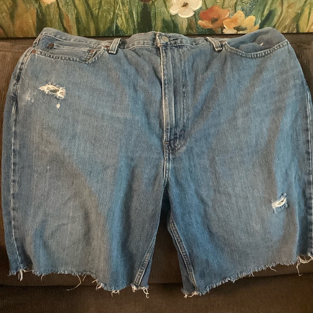 Levi’s cutoff denim shorts size 40 waist.